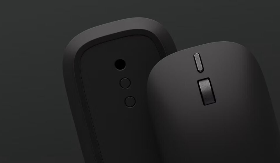 Microsoft Surface Mouse Returns With Haptics and New Button